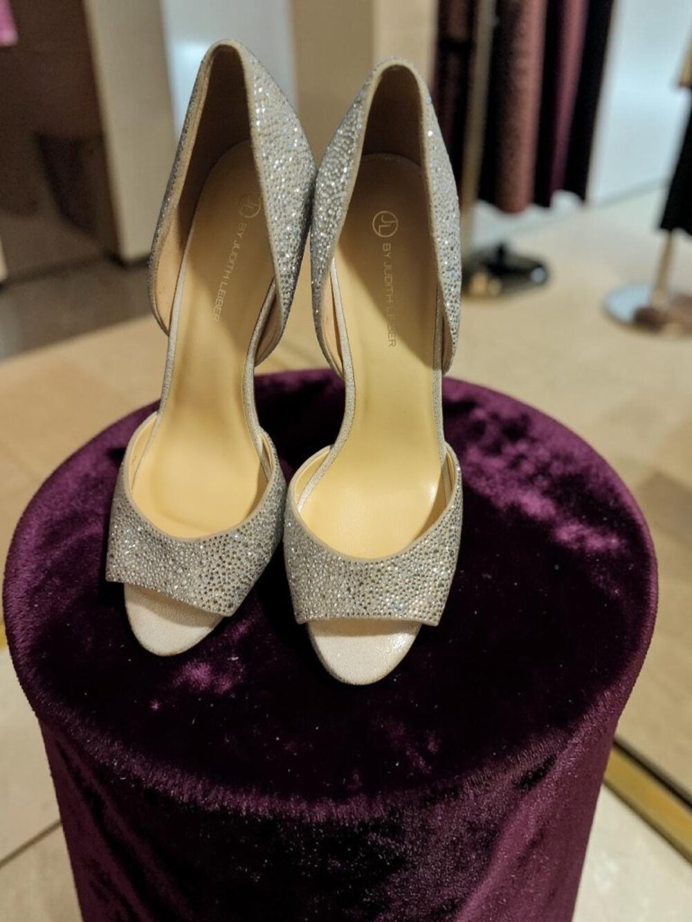 Judith Leiber Crystal Heels – Size 8.5